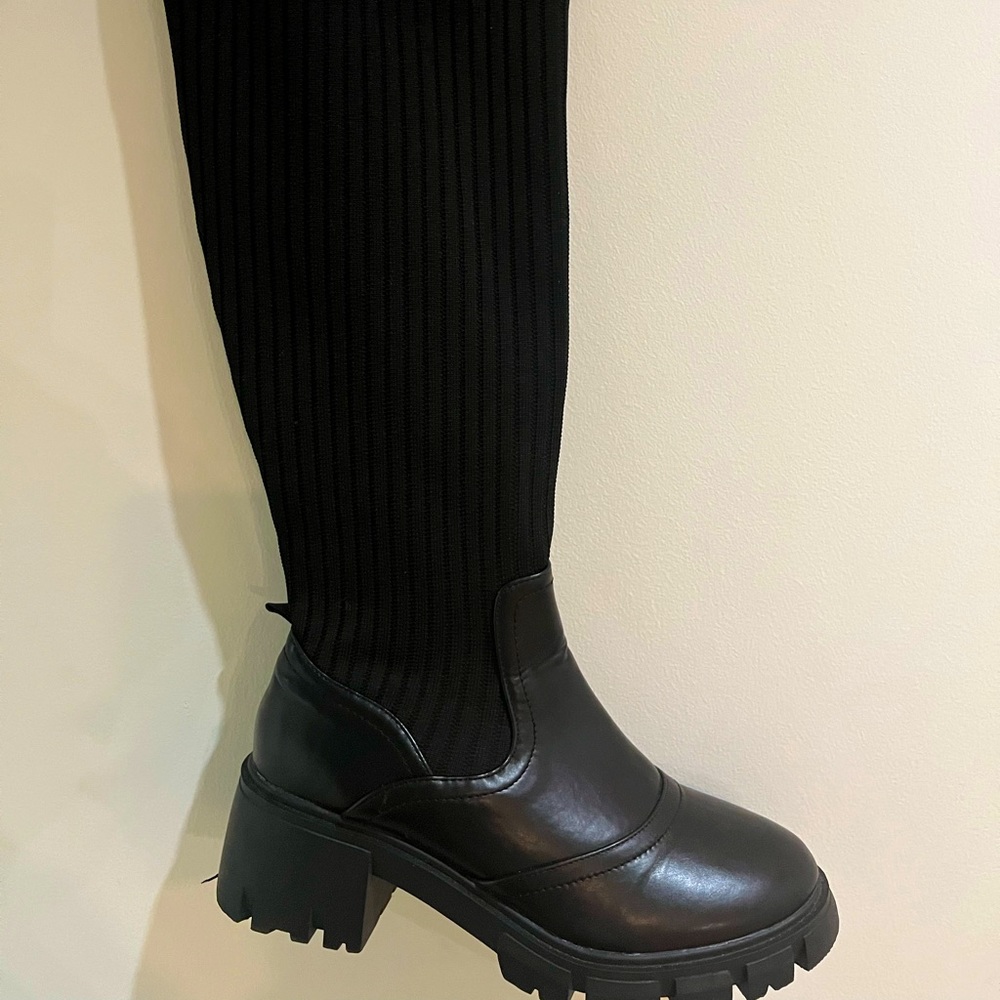 Over the knee Women’s boot